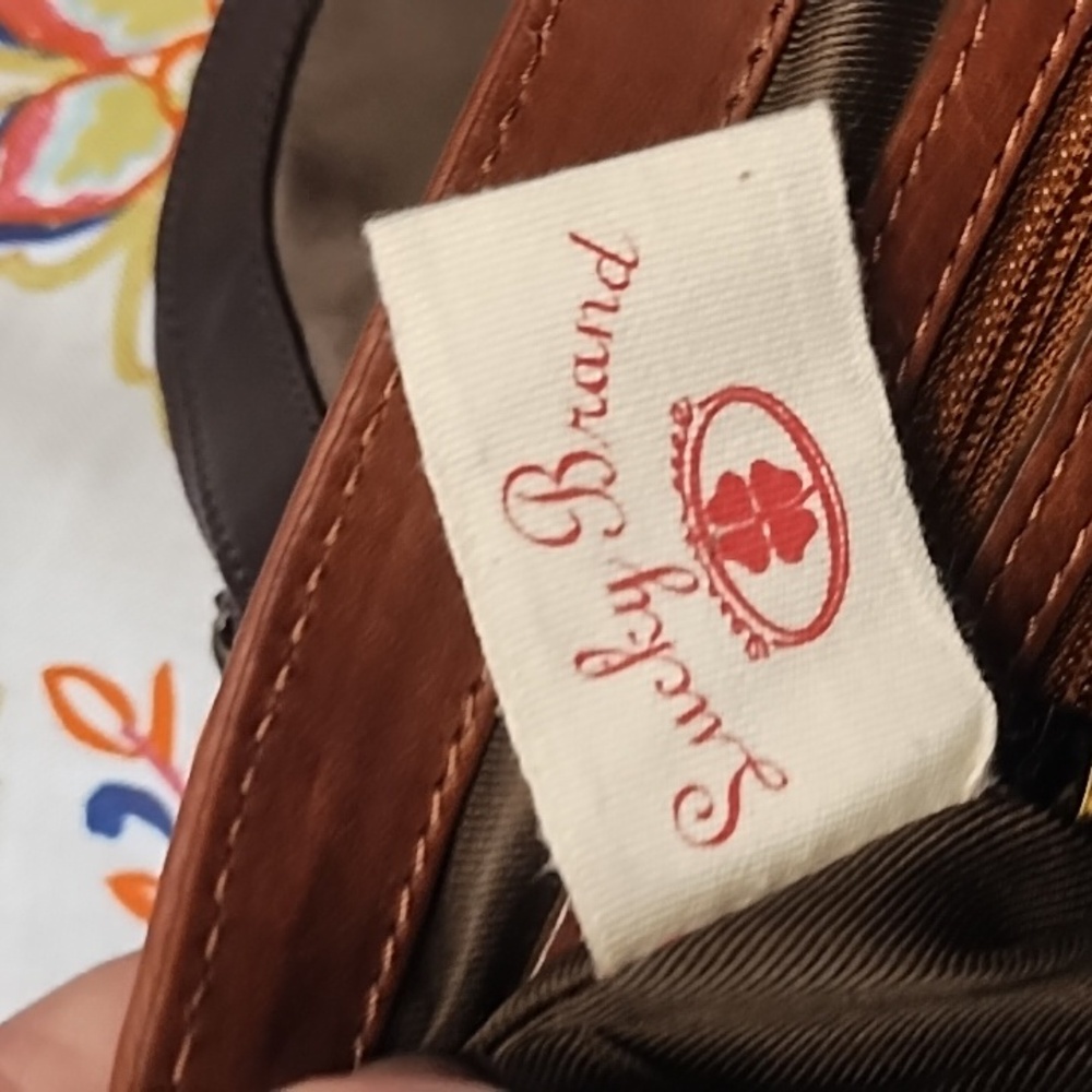 Lucky Shoulder Bag - Picture 2 of 6